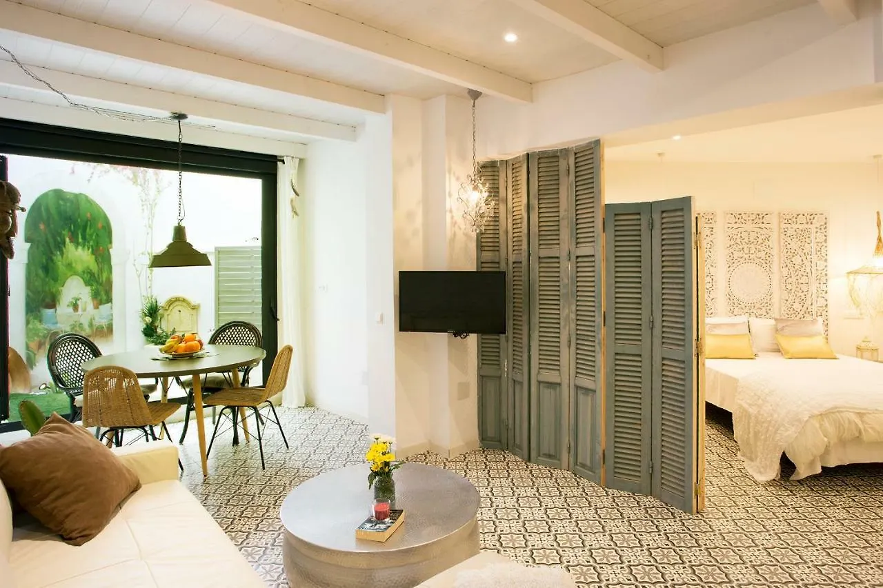 Apartment Graffiti Suites Malaga Spain